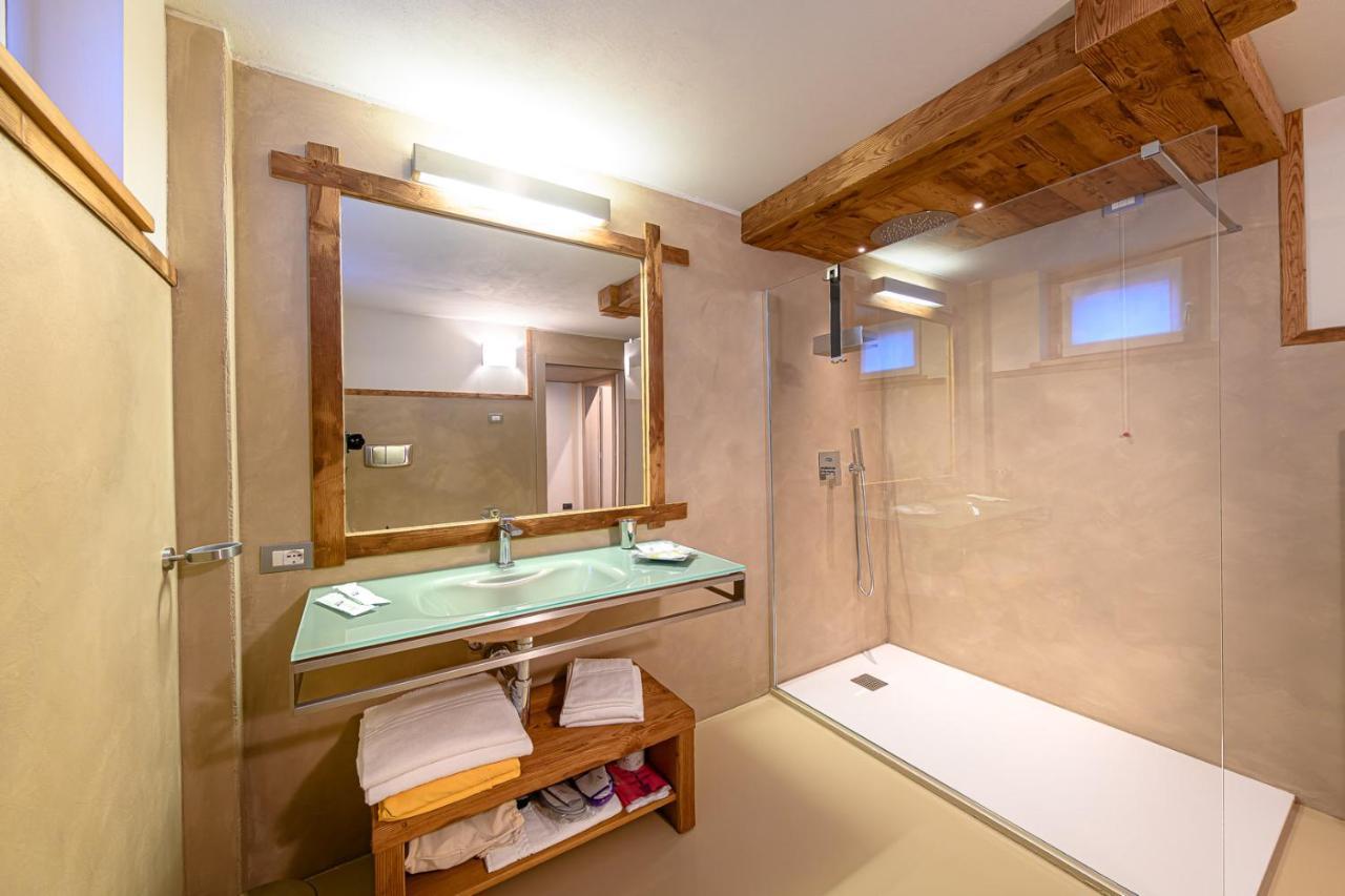 Hotel Ambrosini อาปริกา ภายนอก รูปภาพ